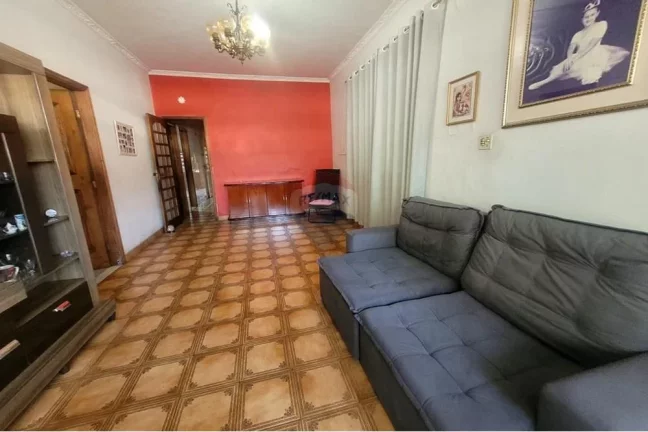 Imagem Casa á venda com 3 quartos com 708m² em Campinho - Rio de Janeiro