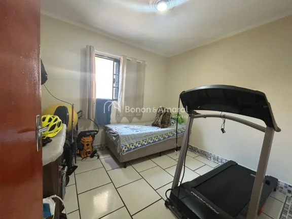 Imagem Excelente casa à venda no bairro Monte Alegre, com localização privilegiada, próxima a escolas, ...