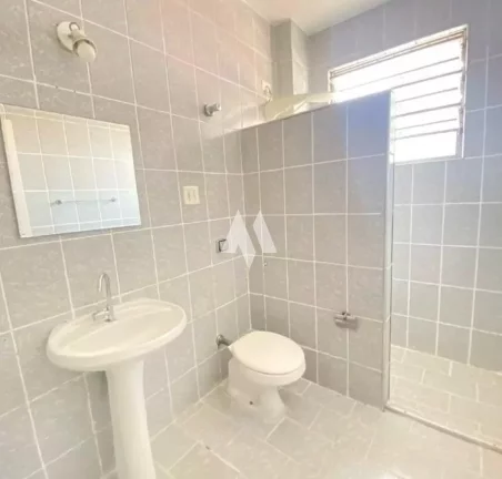 Imagem Apartamento Amplo e Reformado- pronto para morar - 03 Quartos na AV.: Ana Costa próximo a Rua Carvalho de Mendonça