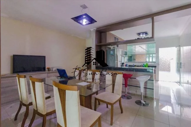 Imagem Casa a venda 3 quartos - Bairro Cabral - Contagem/MG