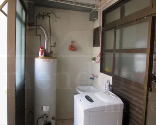 Imagem Apartamento excelente, com terraço, lavabo, 4 dormitórios sendo 1 suíte, piso em tacos e tudo bem...