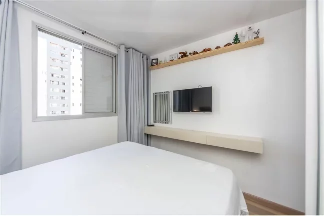 Imagem OPORTUNIDADE - Apto com 3 Dorms à venda no Pq Continental