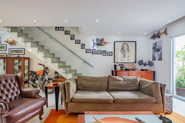 Imagem Sobrado Vila Romana - 188M², 4 Dorms, 4 Suítes, 2 Vagas, Face Norte, Móveis Planejados, Mobiliado, Churrasqueira.