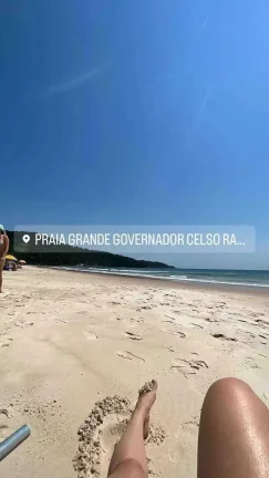Imagem Apartamento com 2 dormitórios sendo 1 suíte e 1 vaga de garagem em Governador Celso Ramos/SC