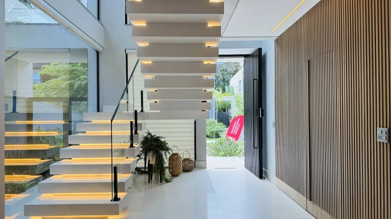 Imagem Residência Contemporânea de Luxo na Exclusiva Riviera de São Lourenço