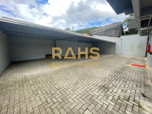 Imagem Apartamento com 1 suíte mais 2 quartos à venda no Bairro Iririú em Joinville - SC, por R$ 385.000...