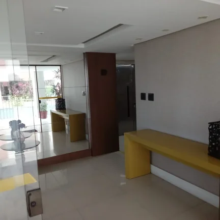 Imagem Espaçoso Apartamento no Pituba em Salvador Novo