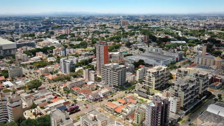 Imagem Cobertura Duplex - no Bairro Água Verde