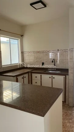 Imagem Esta casa é a escolha perfeita para quem procura praticidade, conforto e uma excelente localizaçã...