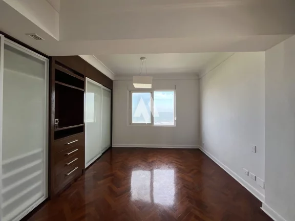 Imagem Apartamento frente mar com 4 Quartos 3 Vagas à Venda no Itararé - São Vicente/SP