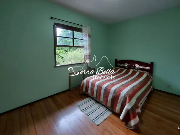 Imagem Casa com 3 dormitórios à venda, 174 m² por R$ 1.300.000,00 - Albuquerque - Teresópolis/RJ