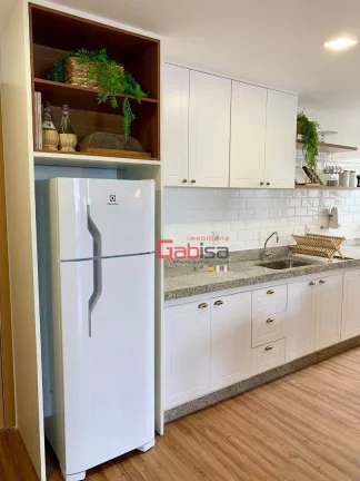Imagem Apartamento com 2 dormitórios à venda, 95 m² por R$ 950.000,00 - Centro - Cabo Frio/RJ