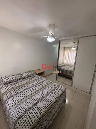 Imagem Cobertura mobiliada com 3 dormitórios à venda, 220 m² por R$ 990.000 - Braga - Cabo Frio/RJ