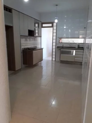 Imagem Casa de Cobertura à Venda no Bairro Grageru - Espaçosa com 370m² e Cobertura Livre de 100m²