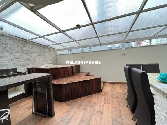 Imagem Apartamento Garden à venda com 3 dormitórios sendo 01 suíte e amplo terraço localizado no centro de Balneário Camboriú