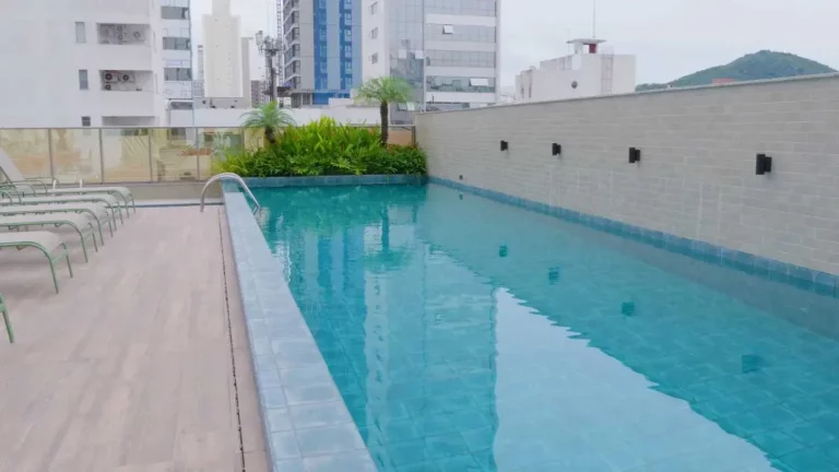Imagem Apartamento sem mobilia com 3 dormitórios sendo 3 suítes e 3 vagas de garagem em Balneário Camboriú