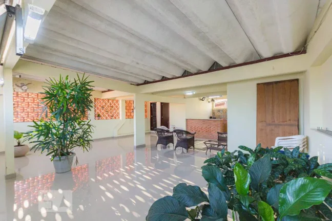 Imagem CASA TRIPLEX EM CONDOMÍNIO TAQUARA ACEITA FINANCIAMENTO BANCÁRIO