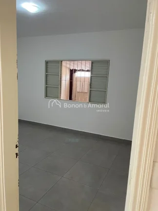 Imagem Casa Térrea para Locação, 02 quartos 

2 dormitórios espaçosos;
1 banheiro social;
Sala de esta...
