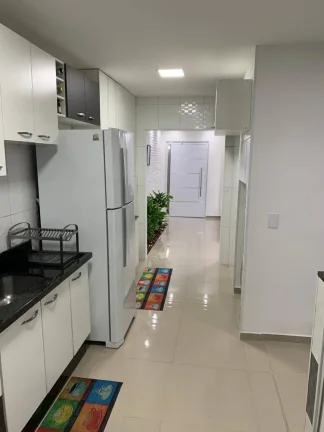 Imagem Sobrado Reformado com 130 m² 3 Dormitorios 2 Vagas de Garagens