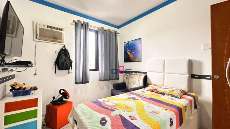 Imagem Apartamento com 2 dormitórios sendo 1 suite No Embaré. vaga demarcada, salao festas amplo, churrasqueira, e salao de jogos. Andar alto com vista livre