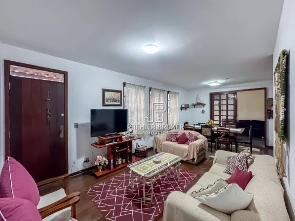 Imagem Casa à venda, 123 m² por R$ 660.000,00 - Alto - Teresópolis/RJ