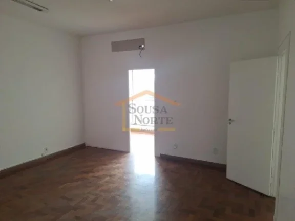 Imagem Conjunto comercial com 98 m², distribuído em ambientes amplos, bem iluminados e funcionais. Conta ...
