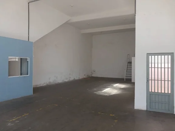 Imagem Galpão Comercial para Locação Localização Estratégica!