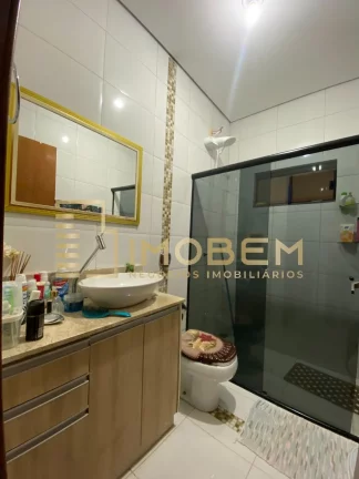 Imagem Imperdível! Casa à venda em Sinop-MT, Residencial Florença - 3 quartos, 2 suítes, 2 salas, 4 banheiros, 2 vagas, 210m².