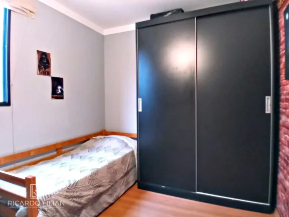 Imagem "Apartamento recém reformado de 3 dormitórios em condomínio charmoso e seguro no Jardim Santa Cruz!"