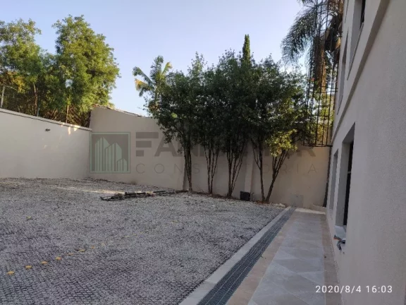 Imagem Este maravilhoso imóvel comercial possui endereço emblemático, localização privilegiada e uma fachada imponente que irá destacar o seu negócio. Com ma