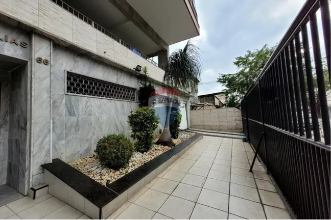 Imagem Cobertura com 3 Quartos , 375m² à venda, Vila Valqueire - Rio de Janeiro.