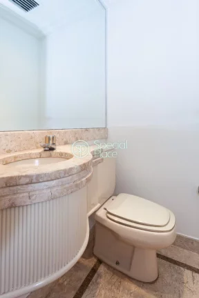 Imagem Excelente apartamento com 202m² em Higienópolis. Living super espaçoso, varanda com uma vista inc...