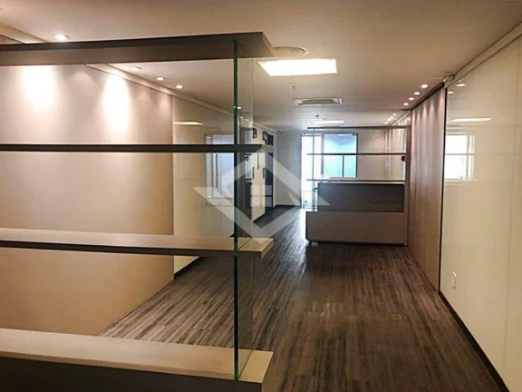 Imagem Centro Aluga-se Andar Exclusivo Mobiliado 242m2