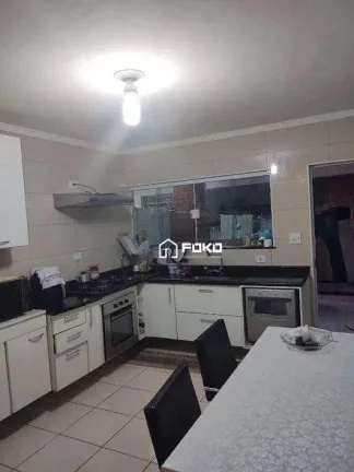 Imagem Sobrado com 2 dormitórios à venda, 133 m² por R$ 445.200,00 - Vila Galvão - Guarulhos/SP