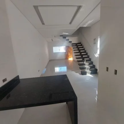 Imagem CASA COM 125 m² - OCIAN - PRAIA GRANDE SP