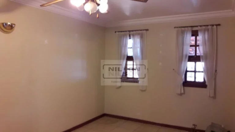 Imagem Casa com 3 dormitórios para alugar, 170 m² por R$ 4.770,00/mês - Jardim Chapadão - Campinas/SP