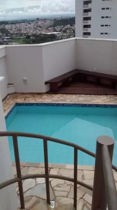 Imagem Área útil de 320 m². Triplex com 3 vagas de garagem, lavabo, ampla sala para 3 ambientes com saca...