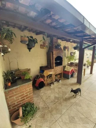 Imagem Casa para Venda em Teresópolis / RJ no bairro Vale Feliz