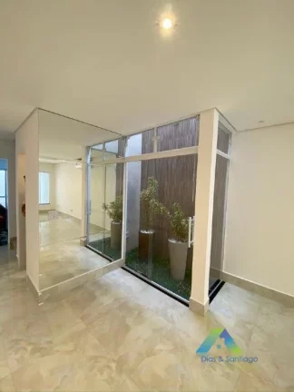 Imagem Sobrado com 4 dormitórios à venda, 200 m² por R$ 1.590.000,00 - Bosque da Saúde - São Paulo/SP