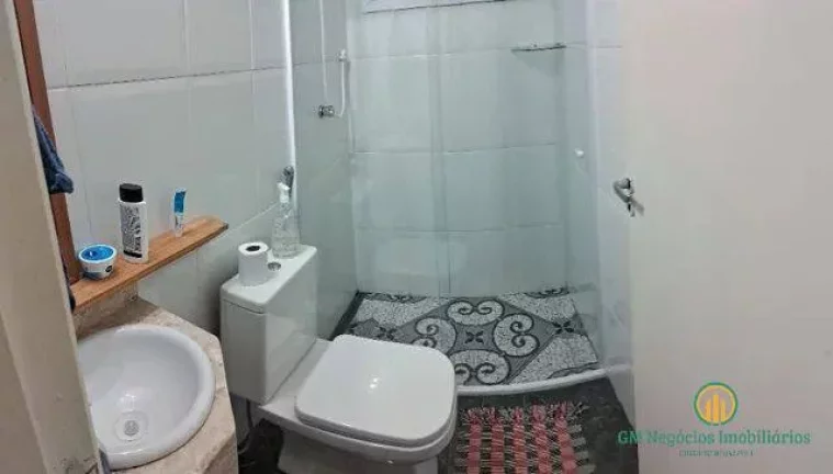 Imagem Casa térrea 3 dormitórios(sendo 1 suíte)com quintal em condomínio, centro