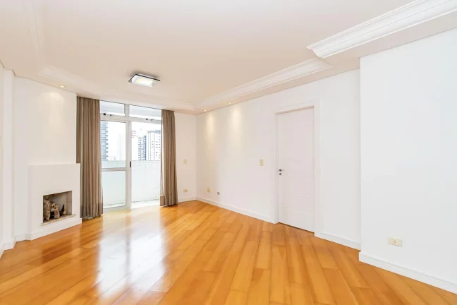 Apartamento 3 quartos 2 vagas Batel