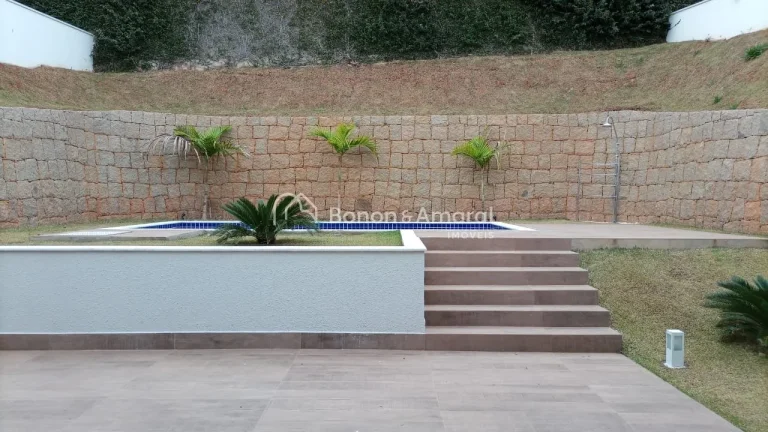 Imagem Casa em condomínio, com 376 m² e 4 dormitórios