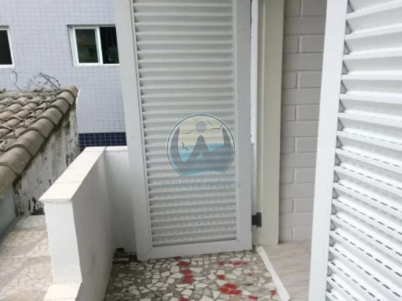 Imagem Casa em Condomínio à Venda em Ubatuba-SP, Praia Grande: 1 Quarto, 1 Suíte, 1 Sala, 1 Banheiro, 70m² de Área!