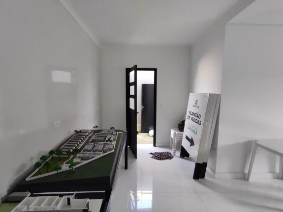Imagem Casa para Venda em São José dos Pinhais, Colonia Rio Grande, 3 dormitórios, 1 suíte, 2 banheiros, 1 vaga