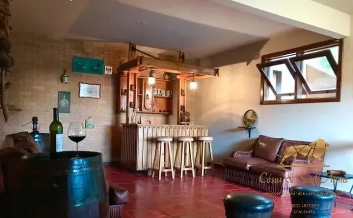 Imagem Oportunidade, Casa a venda no Alto do Capivari em Campos do Jordão-SP
