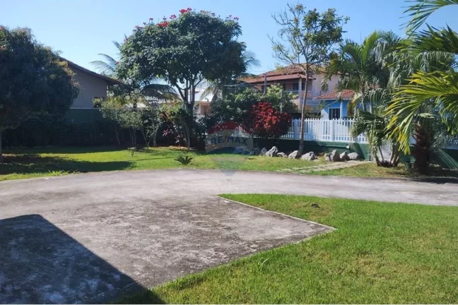 Imagem Terreno Espetacular no Condomínio Ubatã, Maricá