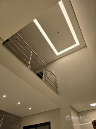 Imagem Casa Alto Padrão Geminada no bairro América - Joinville