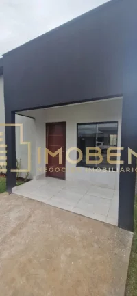 Imagem Casa à venda em Sinop-MT, bairro Parque Amazonas: 2 quartos, 1 sala, 1 banheiro, 70m² de área.