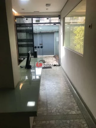 Imagem Casa comercial assobradada 220 m², 7 salas, 3 vagas, Paraíso, Santo André - SP