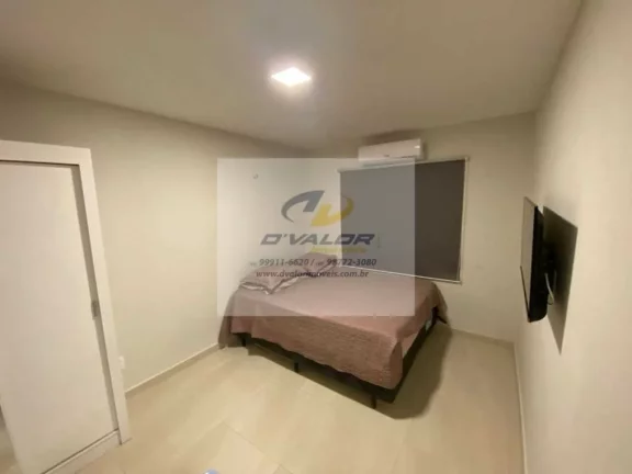 Imagem Vendo Casa, em Condomínio Fechado, com 180 m², 4 quarto s/ 2 suítes e 2 vagas